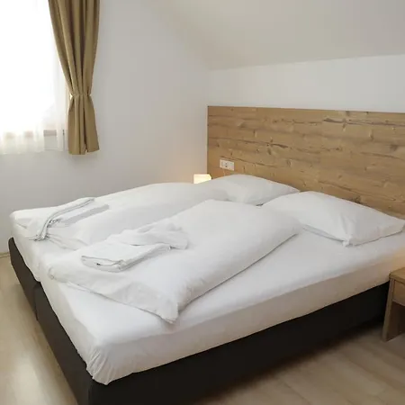 Haus Stella Vakantiehuis Mauterndorf (Salzburg)