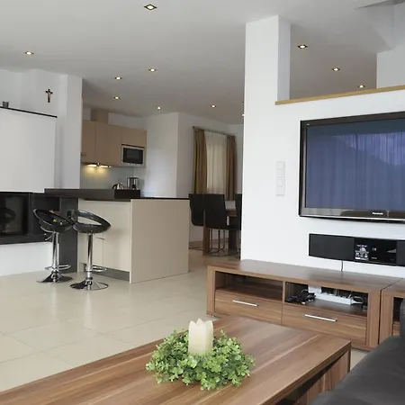 Haus Stella * 마우어테른도르프